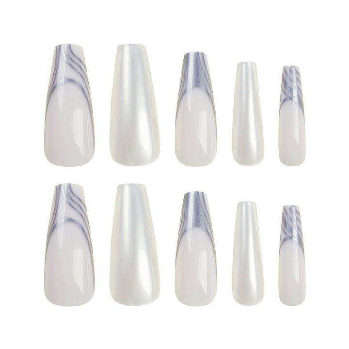Künstliche Nagelverlängerungen mit marmoriertem Design Karnz