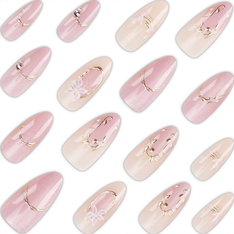 Blumengestaltetes Press-On-Nagelset Karnz