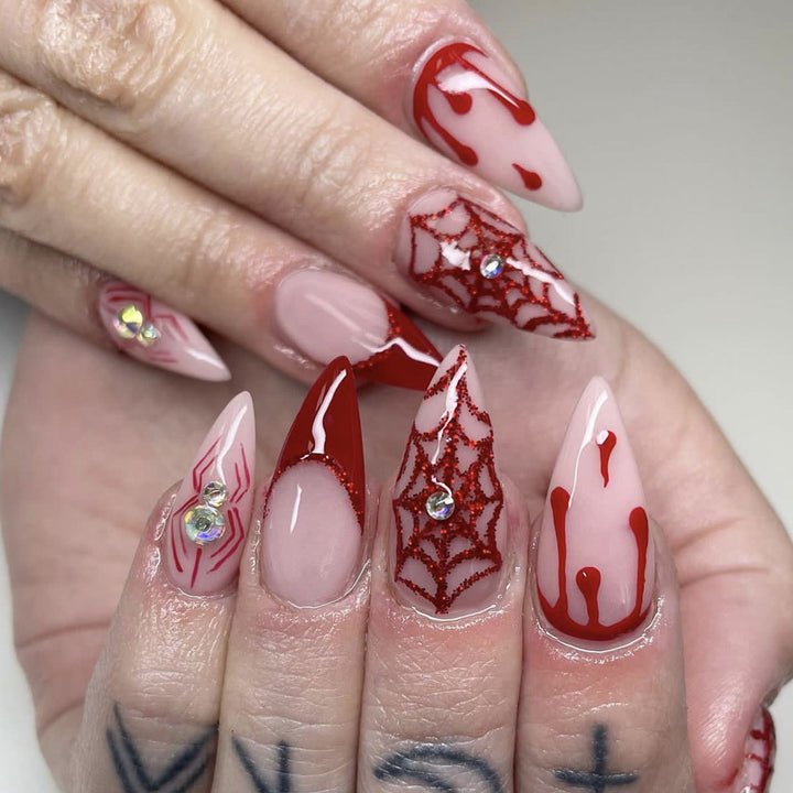 Gothic Horror-Themen Stiletto Nagelkunst Verlängerungen Karnz