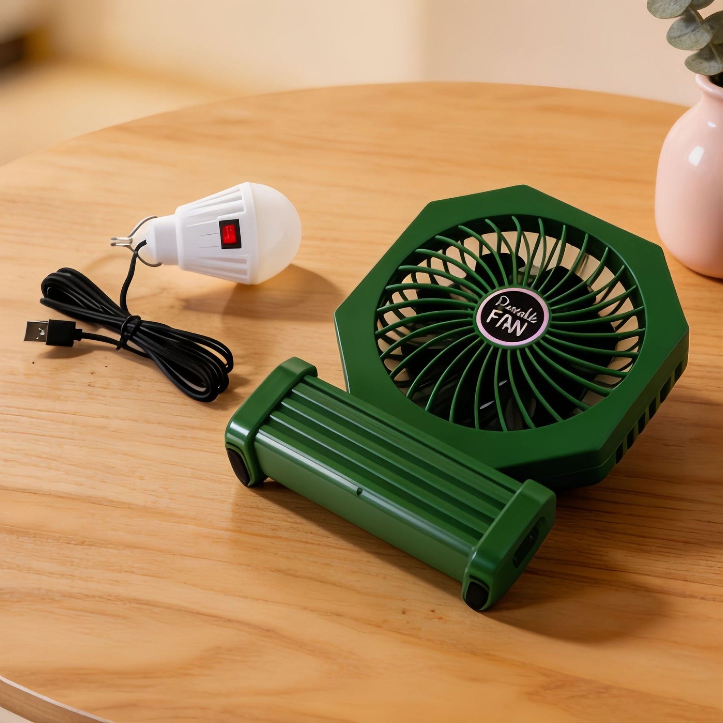 Damen Tragbarer Tischventilator mit USB-Anschluss und einer eleganten Holzbasis Karnz