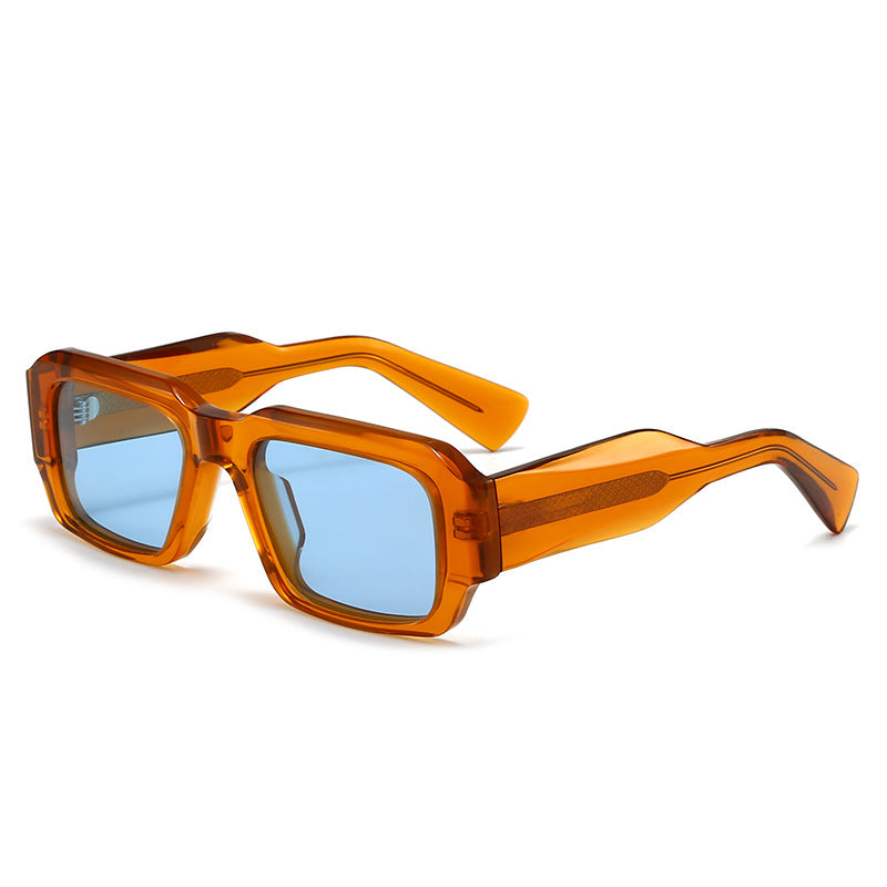 Damen Designerd Sonnenbrille im robusten und eleganten Stil Karnz