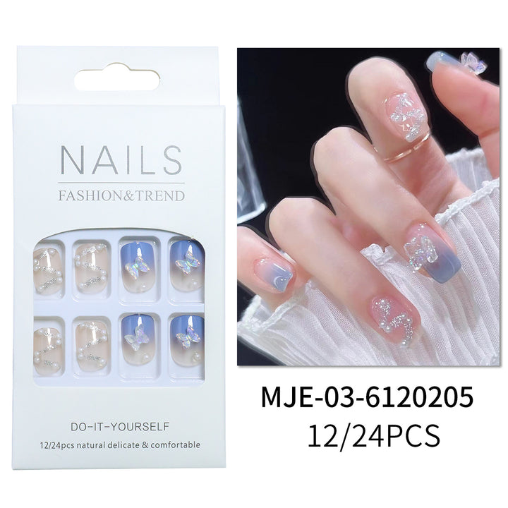 Elegante Nagelkunst Karnz