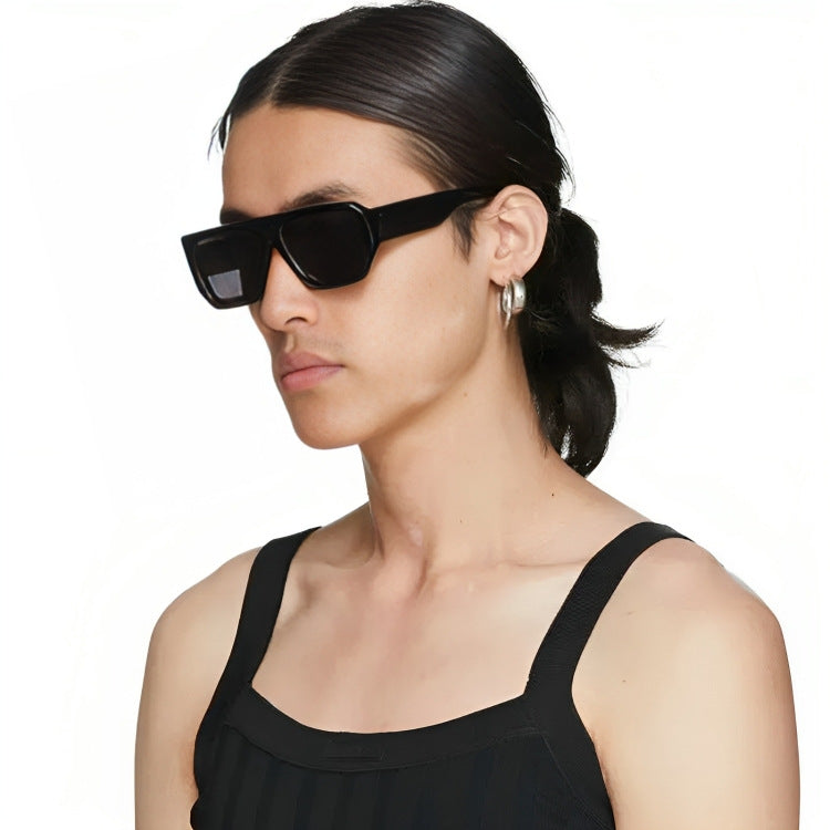 Damen modische Sonnenbrille im auffälligen geometrischen Design Karnz