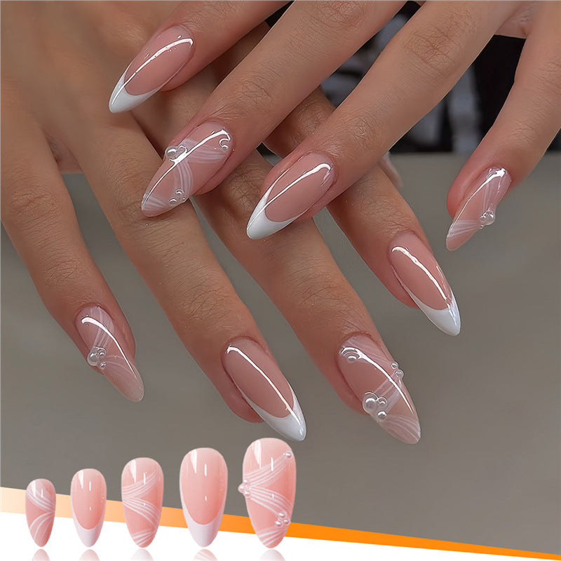 Elegante French Tip Press-On Nägel Karnz