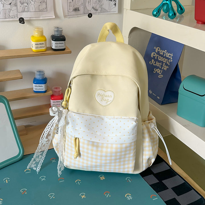 Stilvoller Freizeit-Rucksack mit dekorativem Akzent Karnz