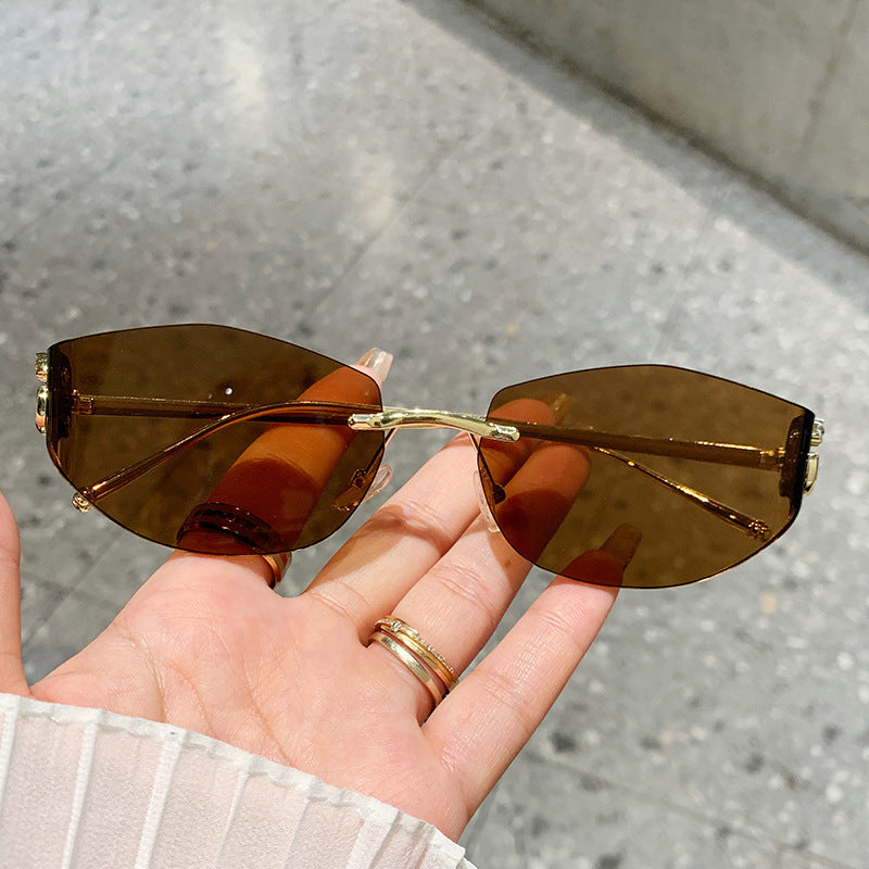Damen modische Sonnenbrille mit innovativem Schecken-Design Karnz