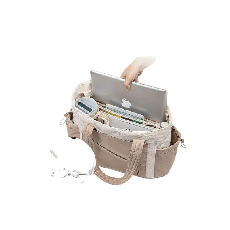 Stilvolle und Funktionale Tragetasche mit Separater Kosmetiktasche Karnz