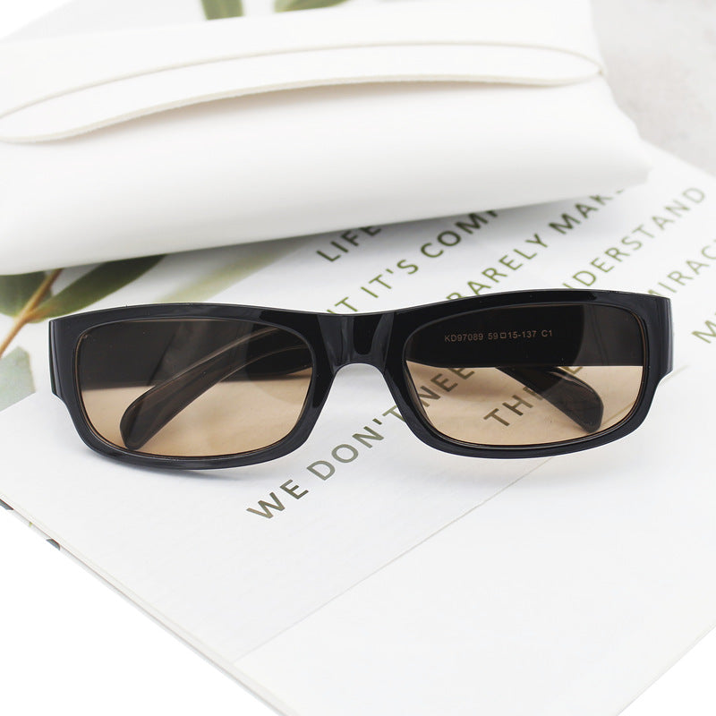 Damen modische Sonnenbrille im stylischen Rechteckdesign Karnz