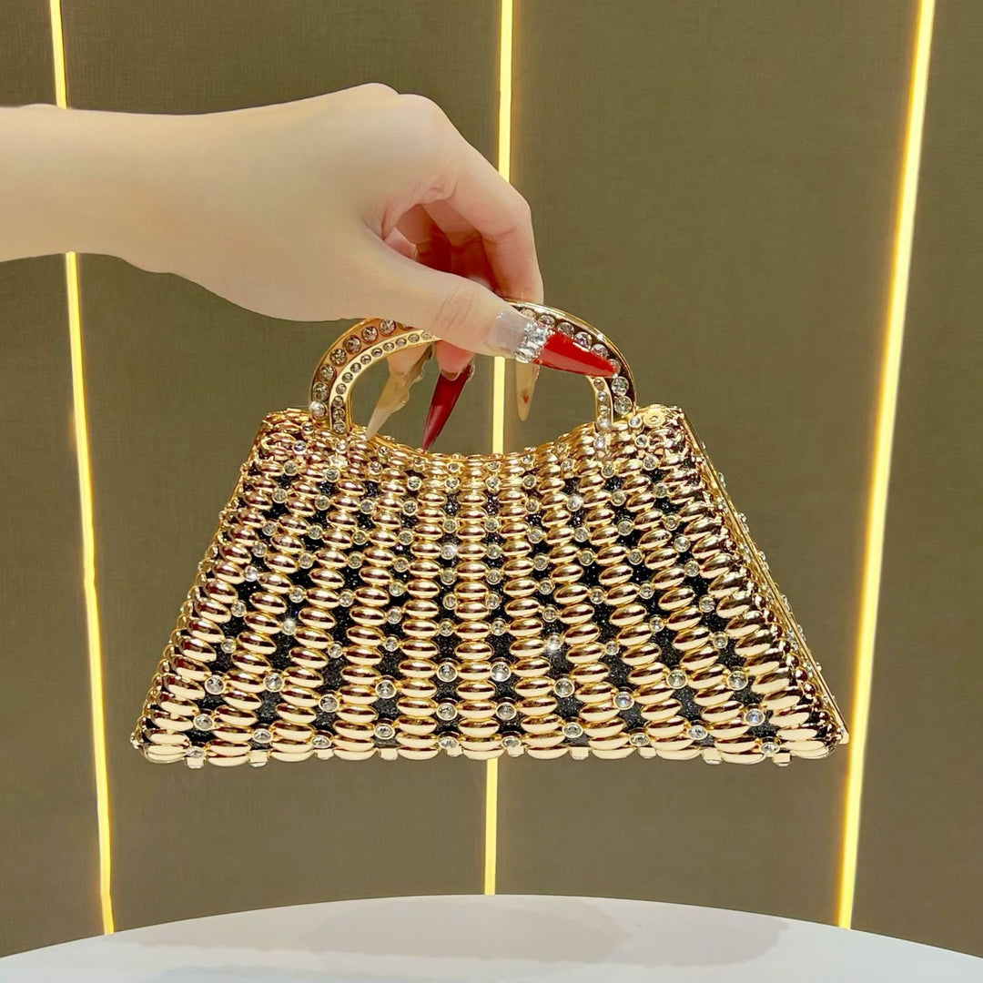 Strass-besetzte Abendhandtasche