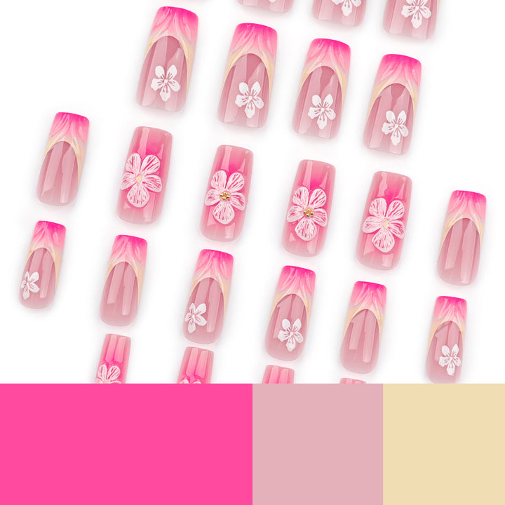 Kunstvolle Nagelverlängerungen mit floralen Designs Karnz