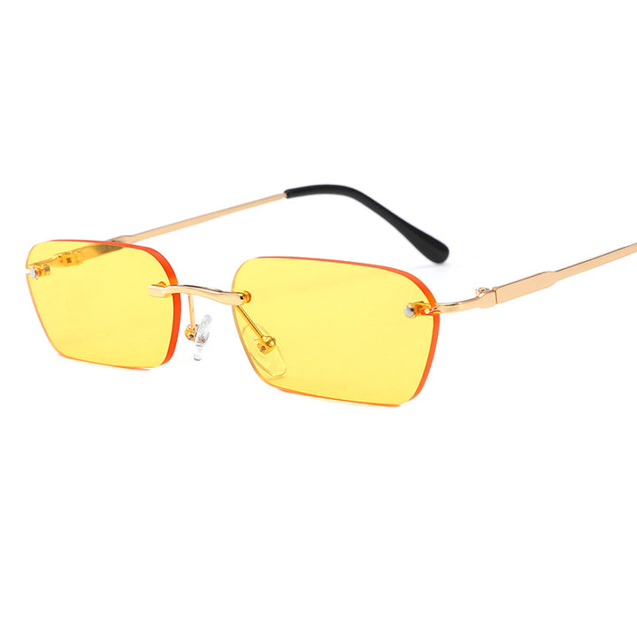 Damen modische rechteckige Sonnenbrille mit luxuriösem Metallrahmen Karnz