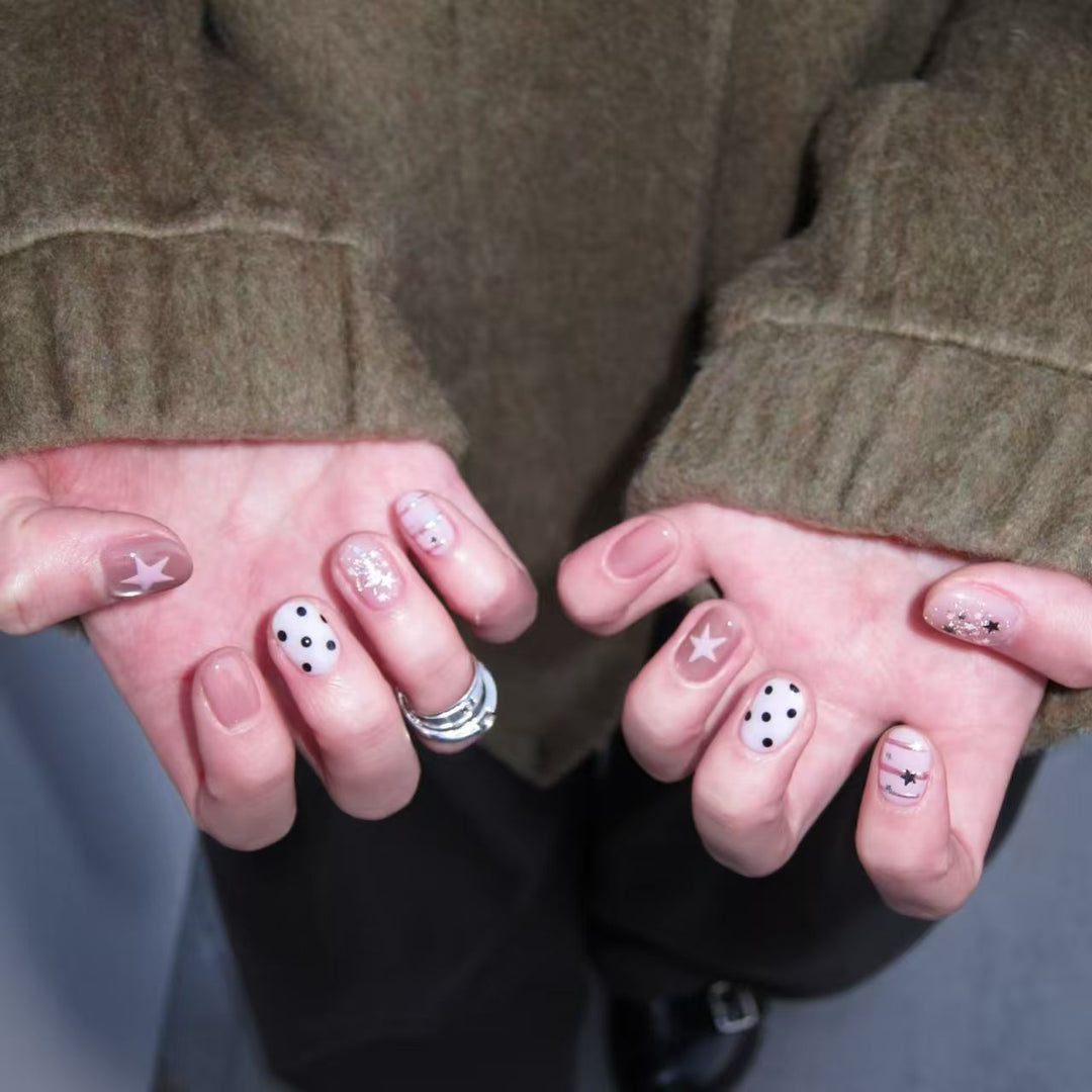 Trendiges Abstract Nail Art Set