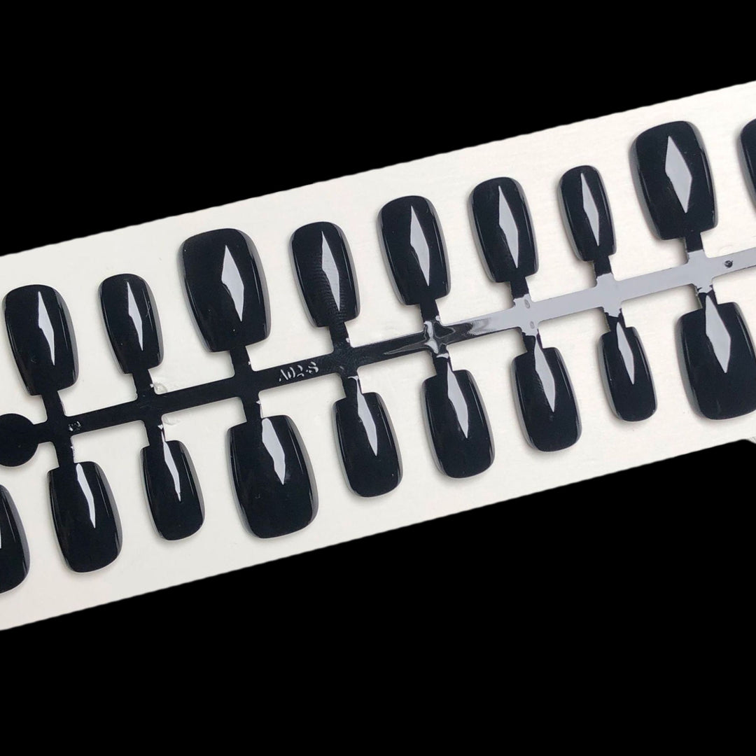 Glänzendes Press-On-Nagel-Kit
