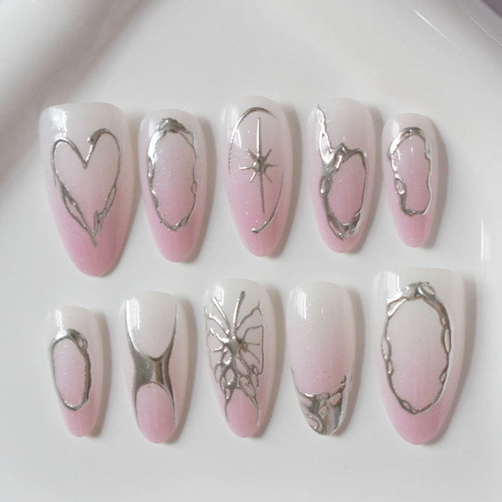 Künstlerisches Nageldesign Karnz
