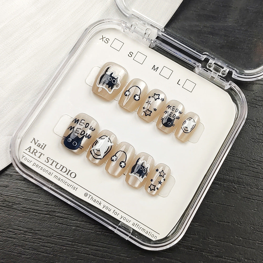 Künstliche Nagelspitzen mit Schimmerndem Design Karnz