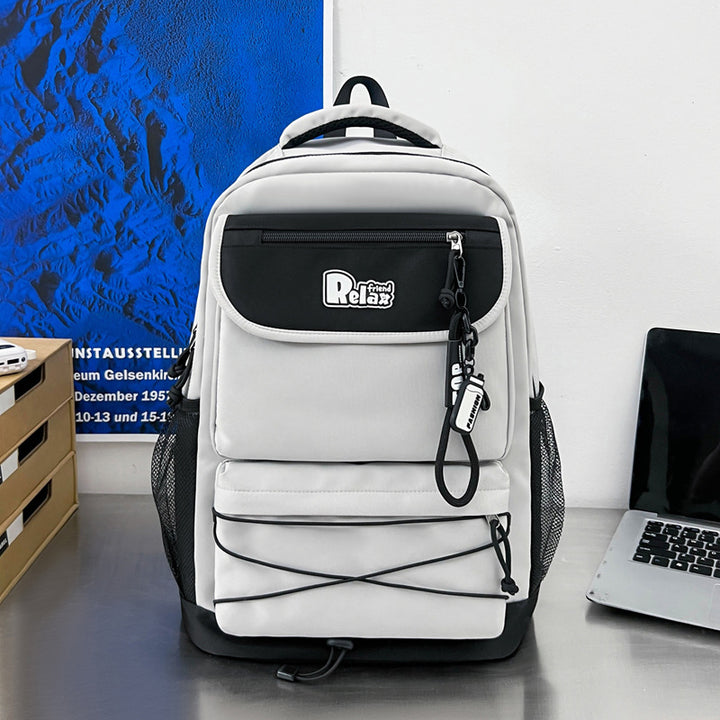 Vielseitiger Rucksack mit mehreren Fächern Karnz