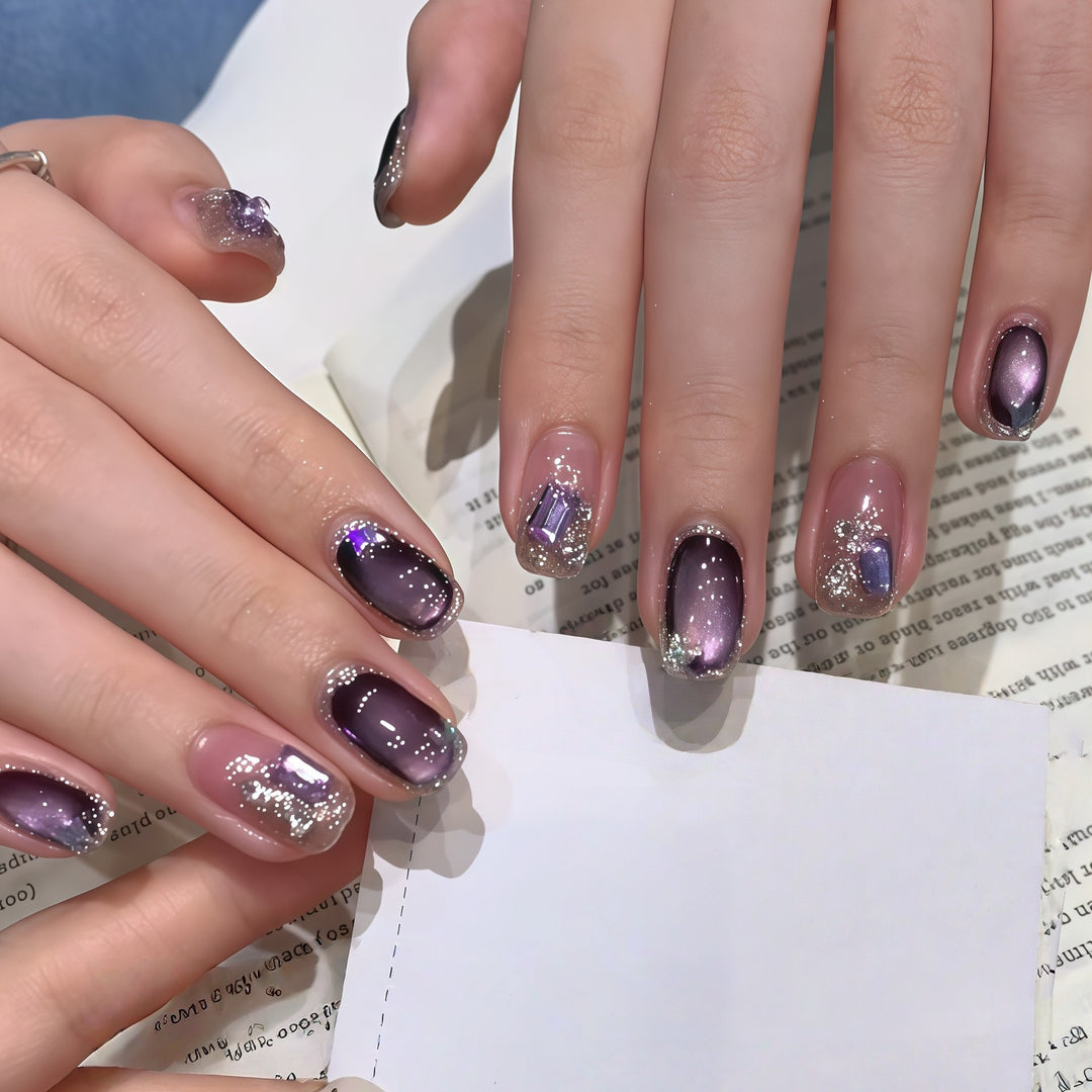 Glamouröse Nagelspitzen mit Ombre-Effekt und Glitzer Karnz