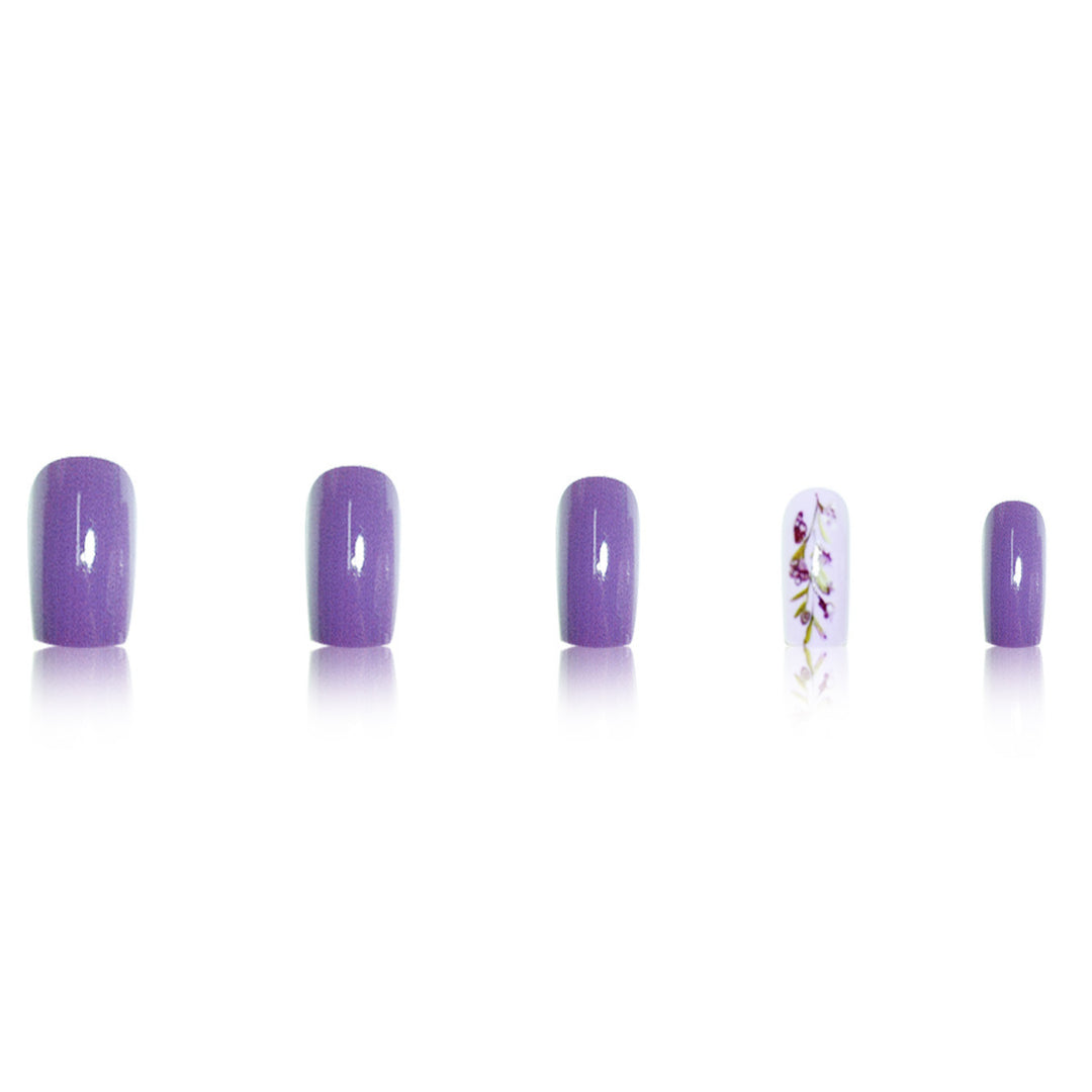Floral Nail Art Press-On Extensions Karnz
