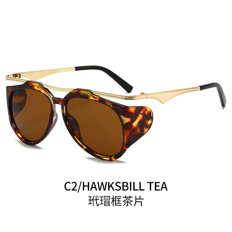 Damen Modische Sport-Sonnenbrille mit Oversized-Rahmen und goldenen Akzenten Karnz