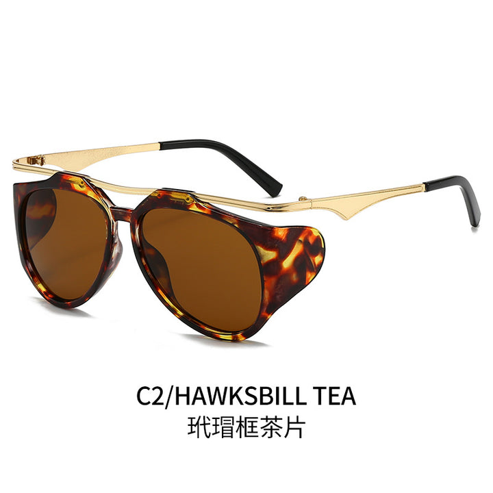Damen Modische Sport-Sonnenbrille mit Oversized-Rahmen und goldenen Akzenten Karnz