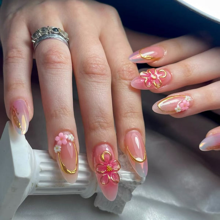 Dekorative Florale Press-On Nagelkunst Set Karnz