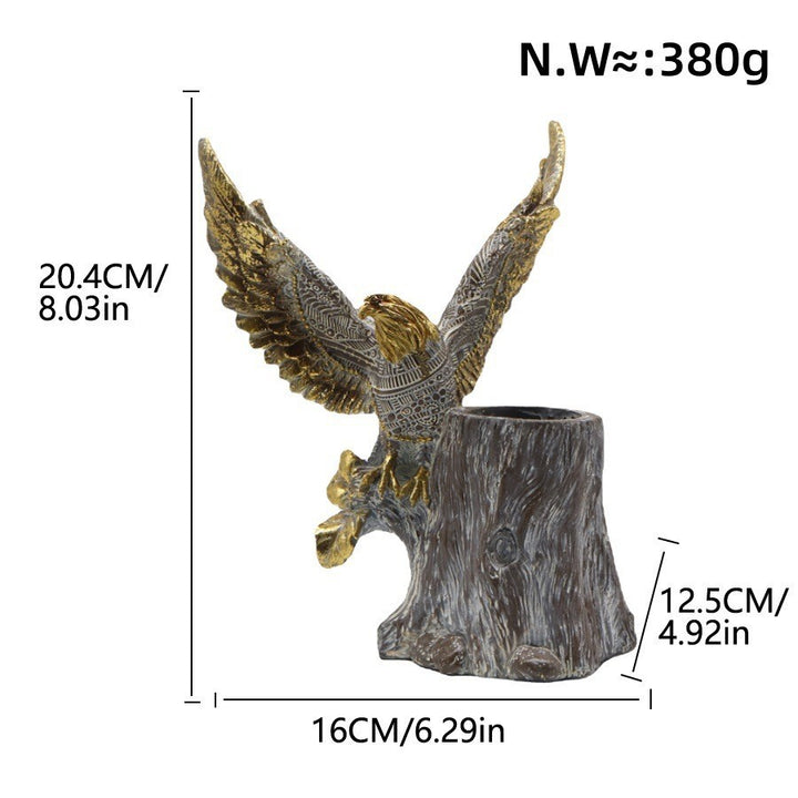 Elegante Gartenfigur mit Adler auf Baumstamm Karnz