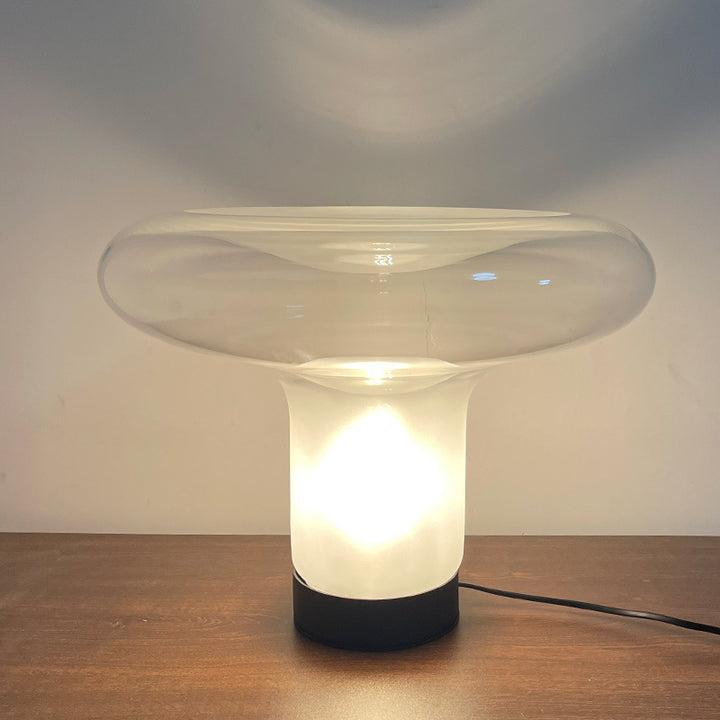 Moderne skulpturale Glas-Tischlampe