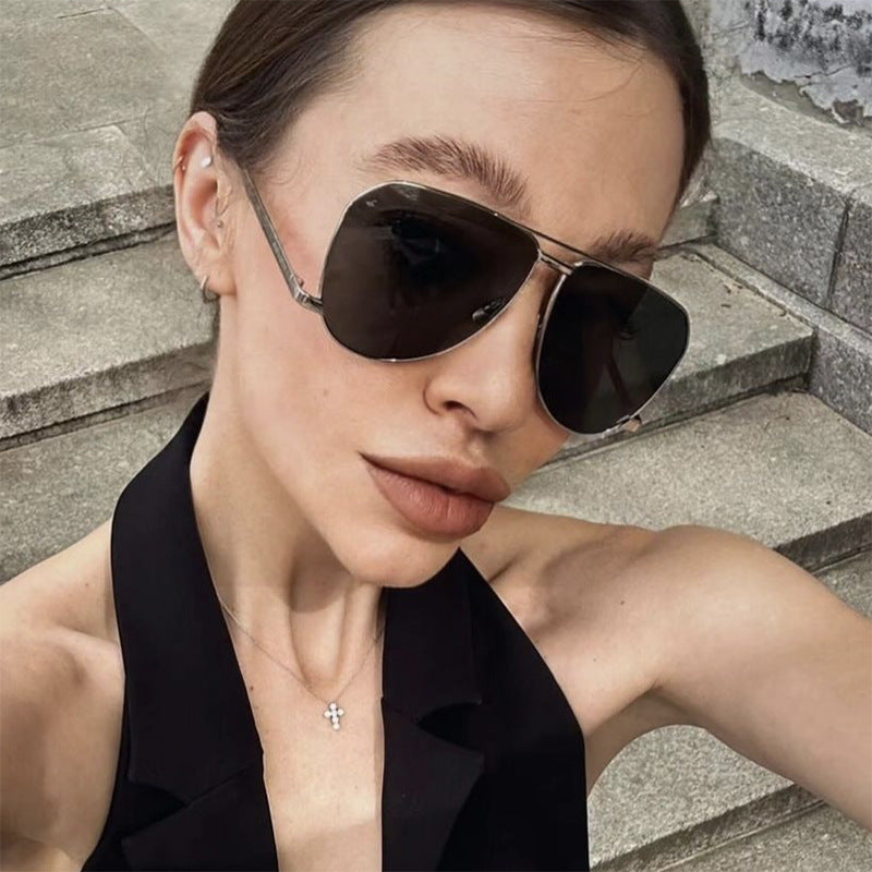 Damen Flugzeug-Sonnenbrille mit modernem Metallrahmen und polarisierten Gläsern Karnz