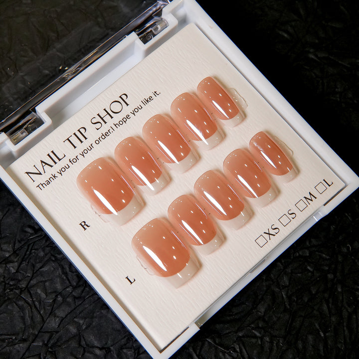 Natürliche Glänzende Press-On Nagelspitzen