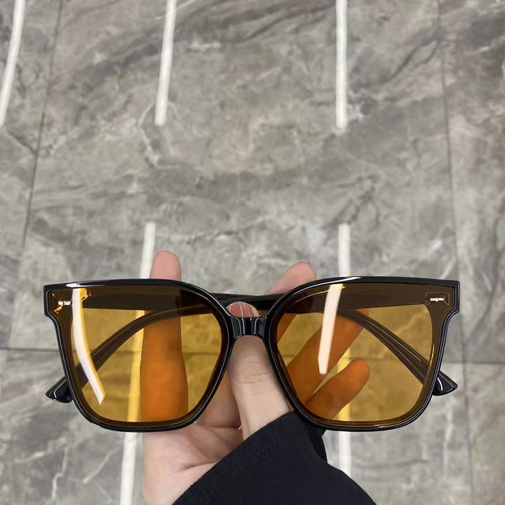 Damen stilvolle Sonnenbrille mit modischem Hingucker Karnz