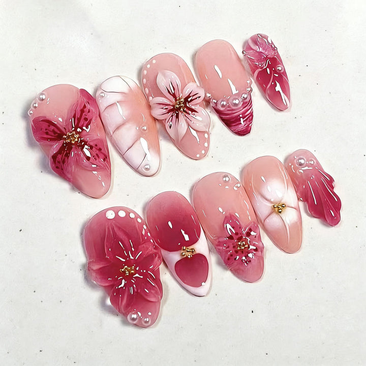 Künstlerische Blumen Press-On Nagelkollektion Karnz