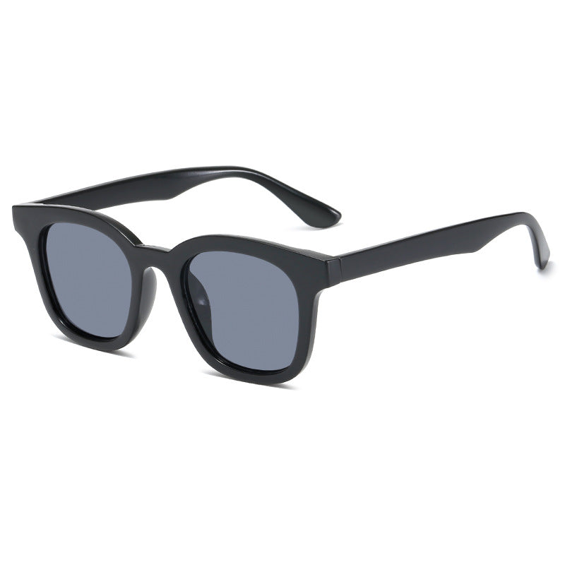 Damen Modische Oversized-Sonnenbrille mit luxuriösem Design Karnz