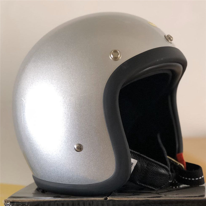 Klassischer Halbschalen-Motorradhelm Karnz