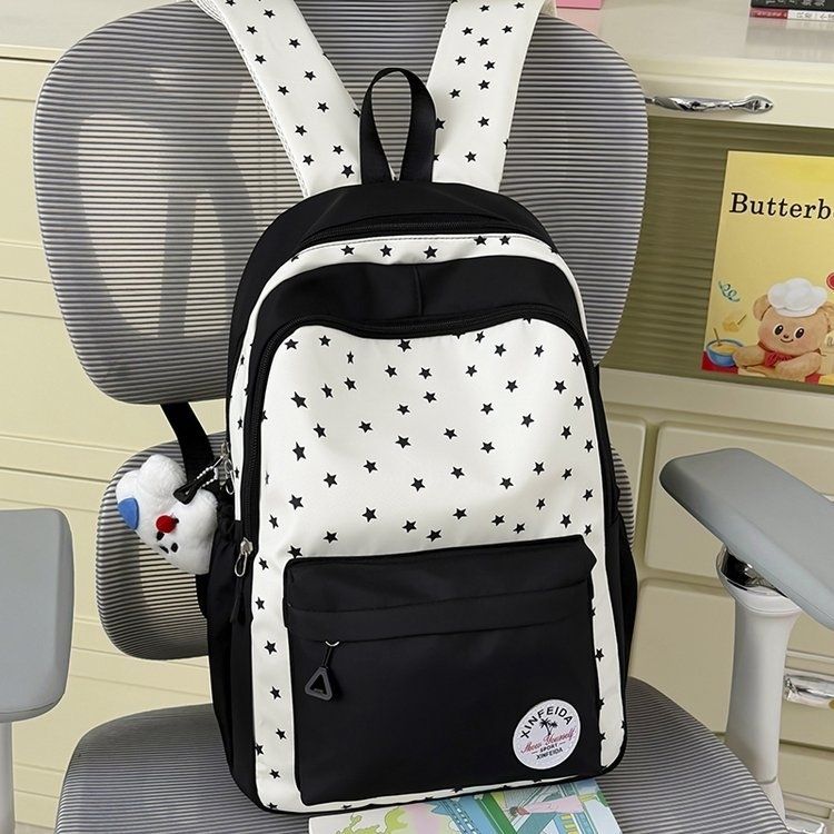 Lässiger Rucksack mit Sternmuster