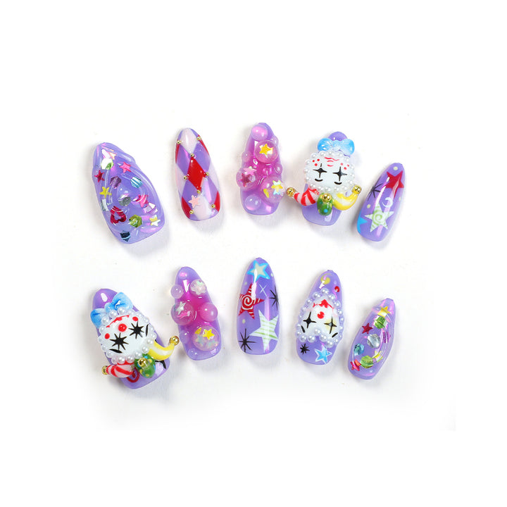 Kreatives Kunstnagelset mit verspielten Tiermotiven und Glitzerelementen Karnz