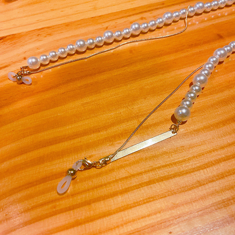 Elegante Perlen-Brillenhalterkette Karnz