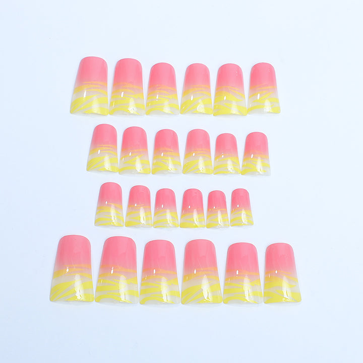 Kunstnagelset mit kreativem Farbverlauf Karnz