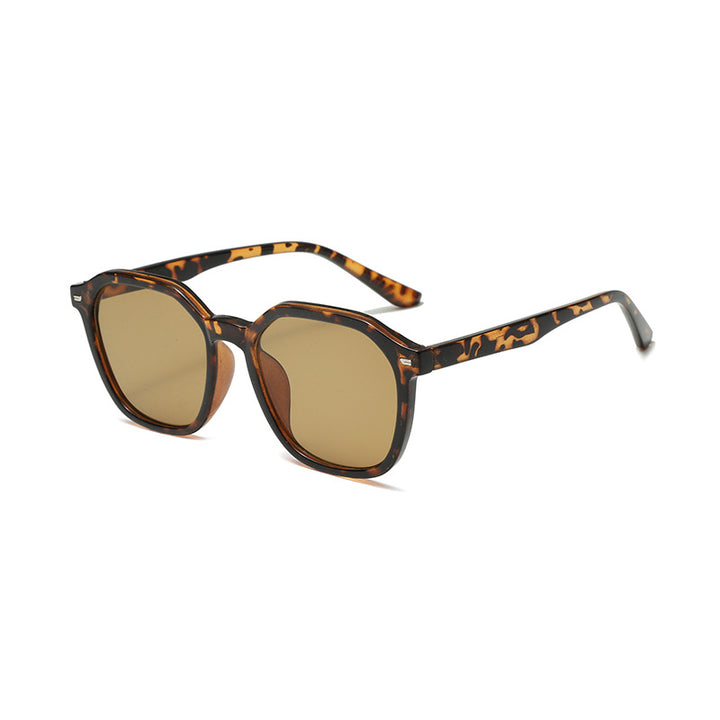 Damen stilvolle Sonnenbrille im modernen Polygonalen Design Karnz