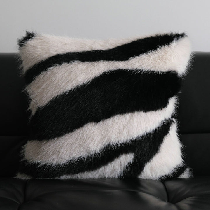 Faux-Fur-Akzentkissen für Sofadeko