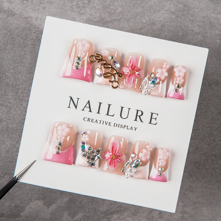 Dekorative florale 3D Aufkleber-Nagel-Set