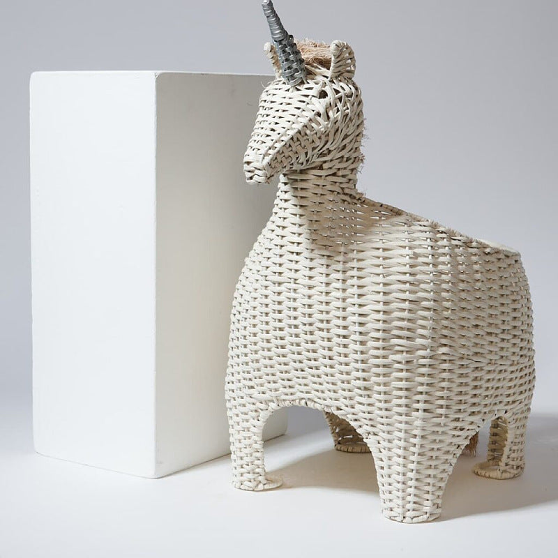 Verspielter Dekorationskorb im Einhorn-Design Karnz