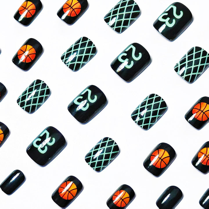 Sportliche Nagelkunst Karnz