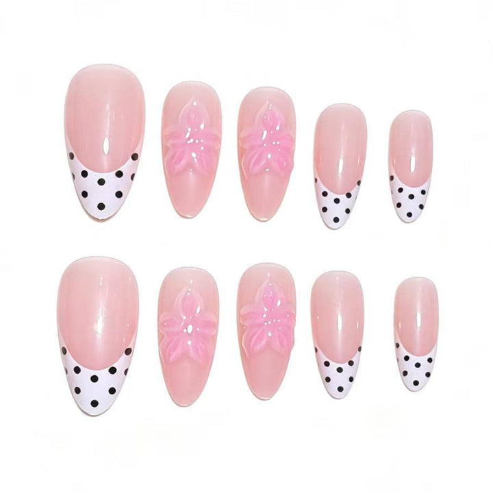 Elegante florale Design Press-On Nagelspitzen Karnz
