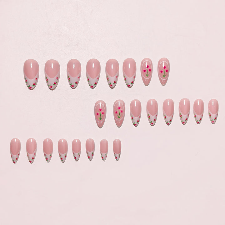 Florales Kunst Französische Spitze Nageldesign