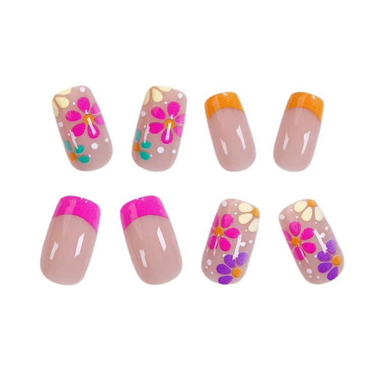 Lebendige florale Nagelkunstverlängerungen