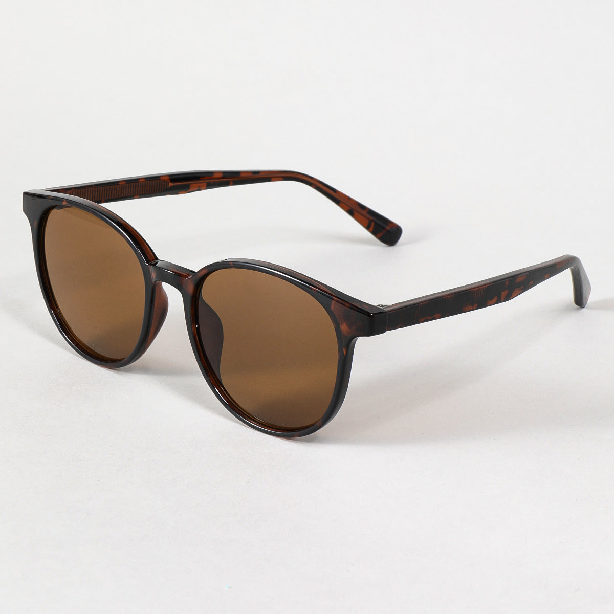 Damen modische Sonnenbrille im eleganten, runden Design mit UV-Schutz Karnz