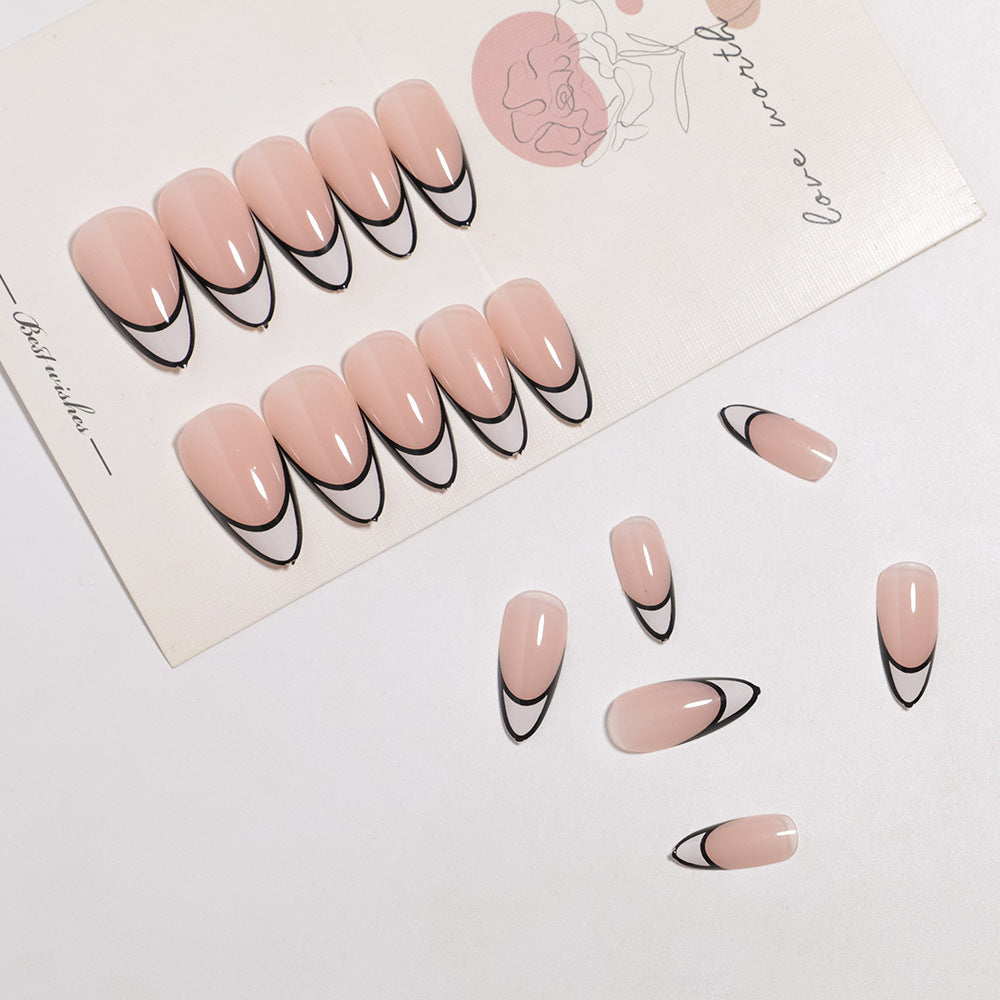 Stilvolles französisches Tipp Press-On Nagelset Karnz