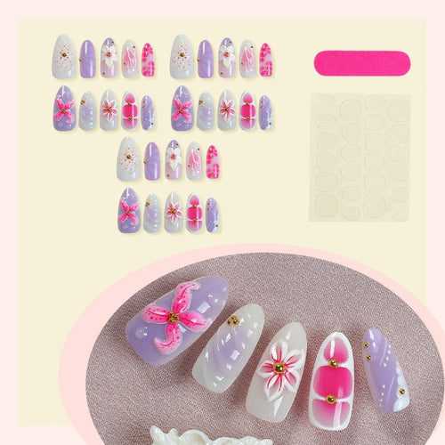 Kunstnagelset mit elegantem floralen Design und 3D-Akzenten Karnz