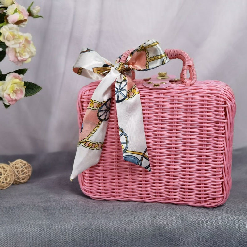 Damen geflochtener Handtasche mit dekorativem Seidenband Karnz