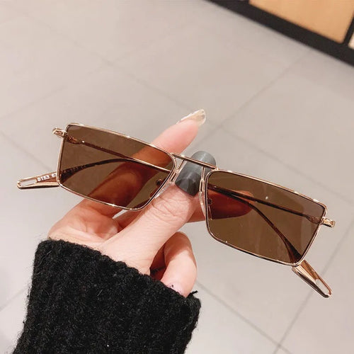 Modische Sonnenbrille mit Rechteckigem Metallrahmen Karnz
